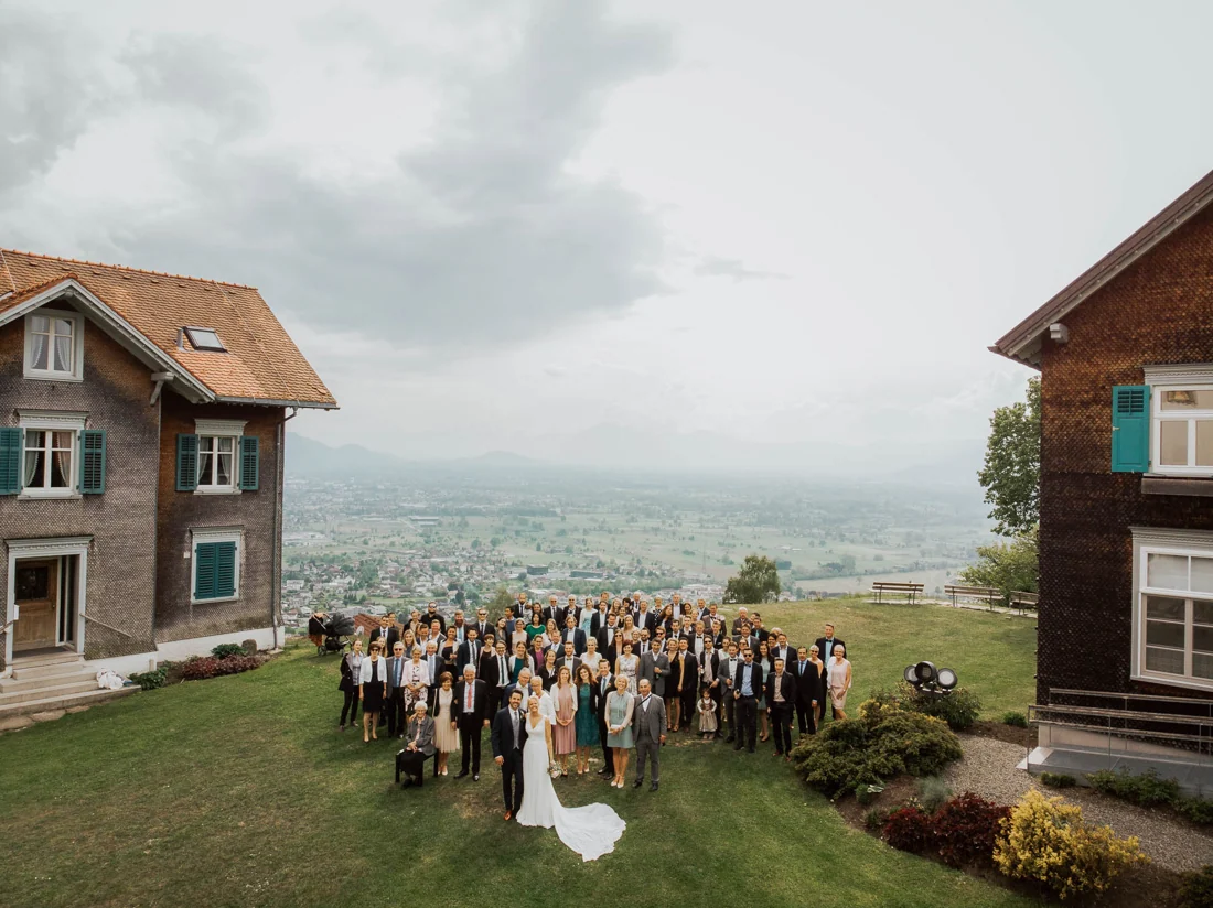 Hochzeit in Bildstein und im Martinspark Dornbirn, Basilika Bildstein und Martinspark Dornbirn, Bild 37 von 40