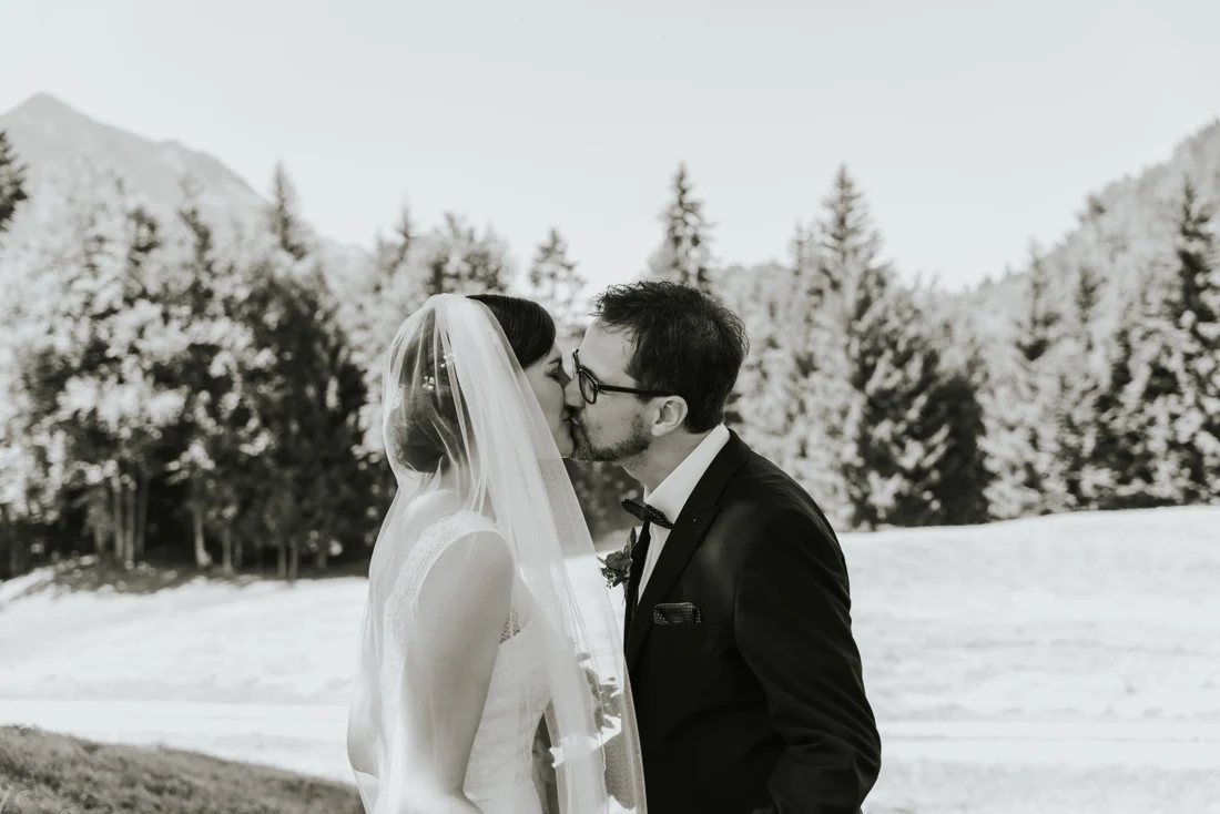 Hochzeit in Braz, Kirche und Traube, Kirche Braz und Gasthof Traube, Bild 6 von 24