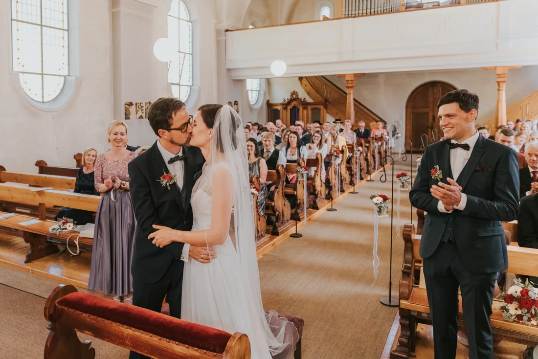Hochzeit in Braz, Kirche und Traube, Kirche Braz und Gasthof Traube, Bild 15 von 24
