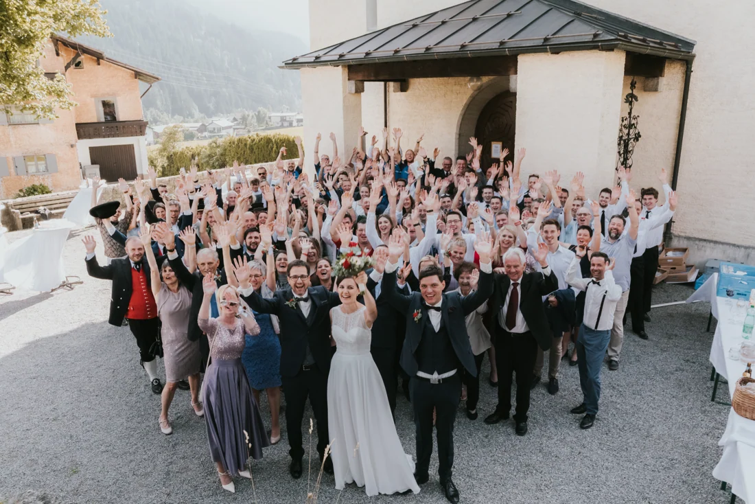 Hochzeit in Braz, Kirche und Traube, Kirche Braz und Gasthof Traube, Bild 18 von 24
