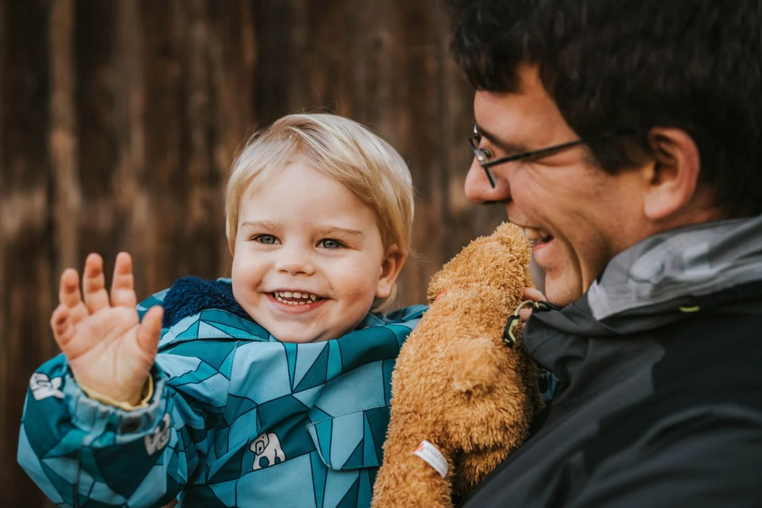 Alle auf einer Decke, Familienshooting in Vorarlberg